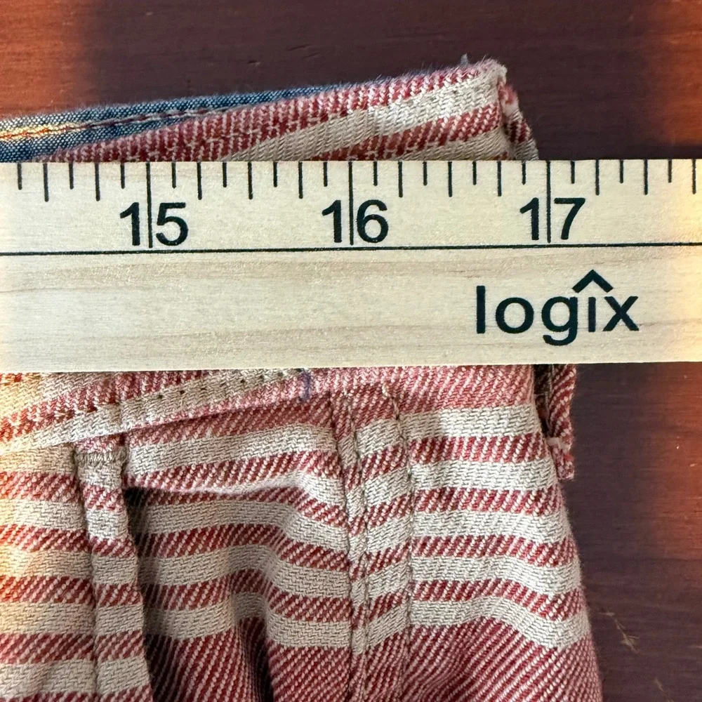 Lucky Brand Shorts Mens 33 Red Striped Cotton Flat Front Casual 5815